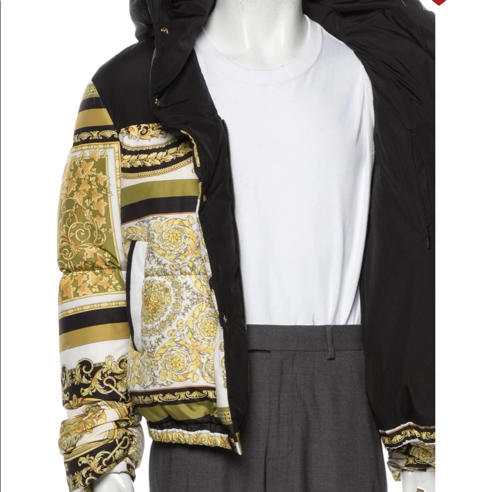 RARE 2021 Gianni Versace Barocco Mosaic Print Puffer Jacket EUC IT46 - Picture 15 of 16